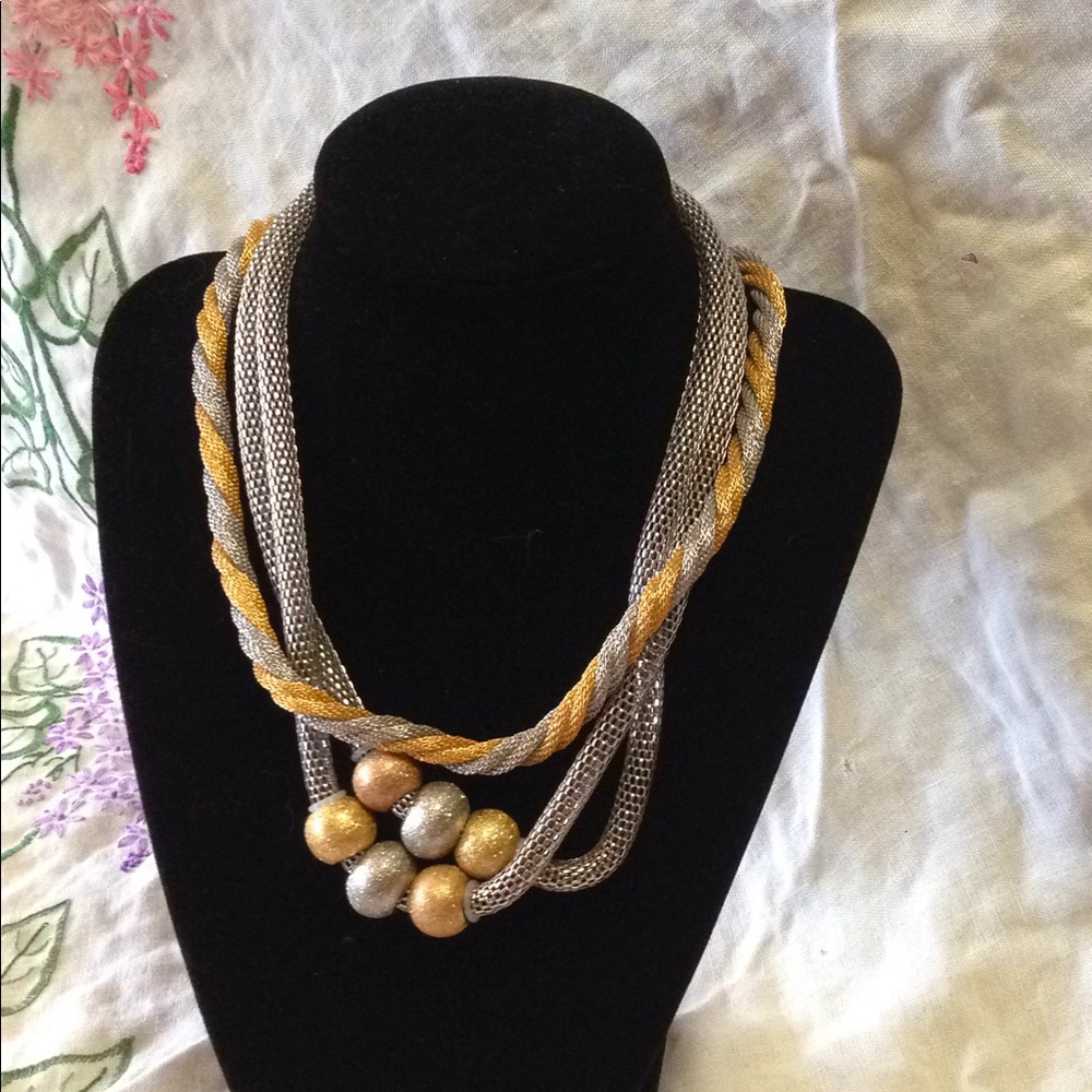 Set of 3 magnetic clasp necklaces